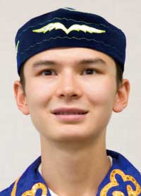 パルハット・ユスップジャノフの顔写真
